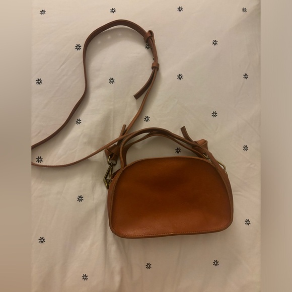 NWT Madewell Sydney Crossbody Zip Top Bag - Picture 8 of 16